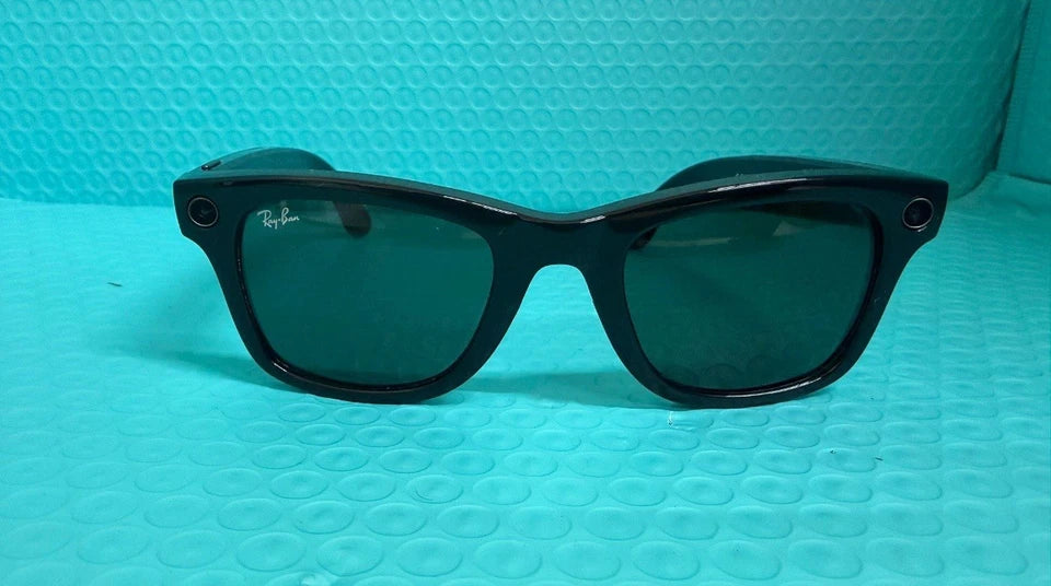 Ray-Ban Meta AI Wayfarer Sunglasses RW4006 601/71 50 Shiny Black, G15 Green
