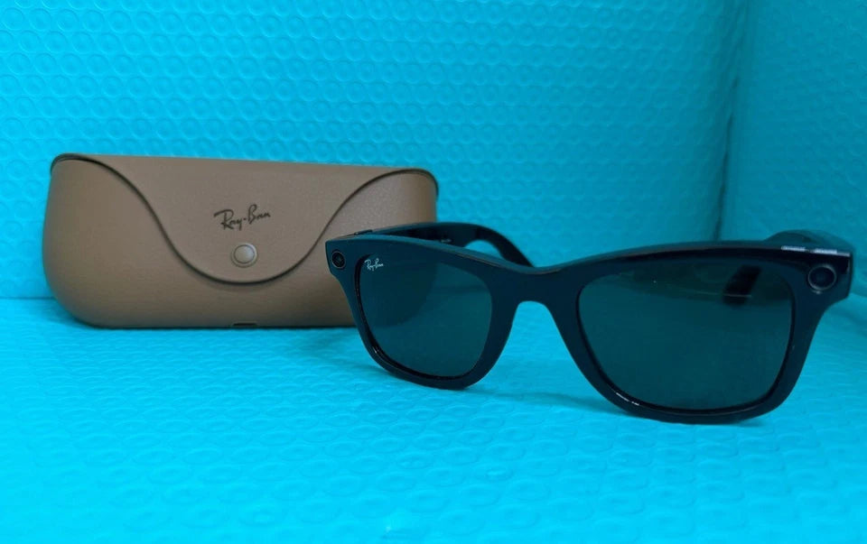 Ray-Ban Meta AI Wayfarer Sunglasses RW4006 601/71 50 Shiny Black, G15 Green